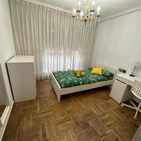 Aramburu Apartment *